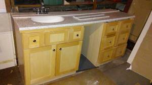 lot 629 image: Bathroom Vanity With Sink and Faucet