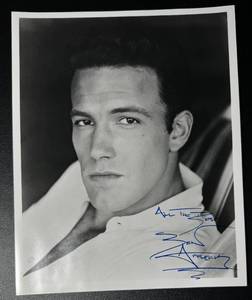 lot 48 image: Ben Affleck Signed 8x10 Photo