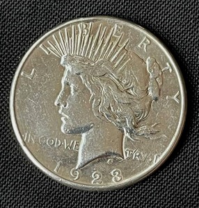 lot 6 image: 1923-S Peace Dollar