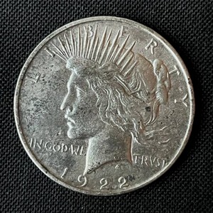 lot 37 image: 1922-D Peace Dollar
