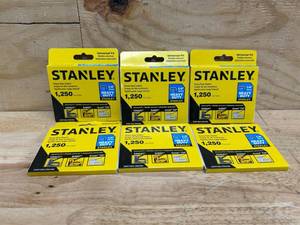 lot 31 image: 14 in. Steel Heavy Duty Staples (1,250-Pack) (lot of 6)
