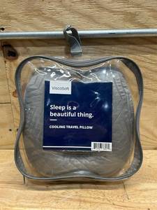 lot 53 image: ViscoSoft Cooling Traveling Pillow
