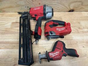 lot 146 image: NON WORKING Milwaukee Tools