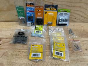 lot 185 image: Assorted miscellaneous items ( lot of 13 )