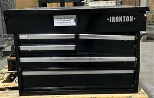 lot 208 image: IRONTON 30in. 5-Drawer Mechanics Cart (locked)
