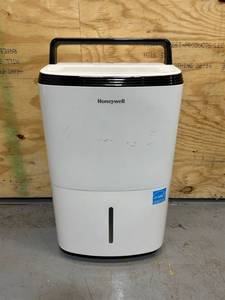 lot 252 image: Honeywell Air Conditioner