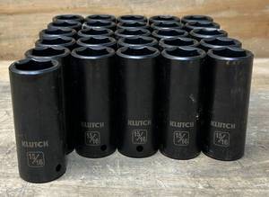 lot 261 image: KLUTCH Deep Impact Socket 1516 (stuck) lot of 26