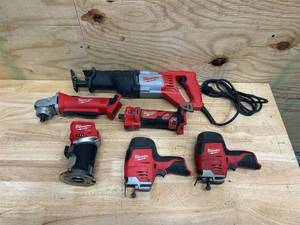 lot 262 image: NON WORKING Milwauke Tools (lot of 6)