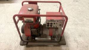 lot 1 image: Shindaiwa G3000 Gasoline Generator with Wisconsin Robin Engine