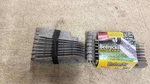 lot 3 image: 2 Bedrocks TrimFree Lawn Border System 10 Foot Kit
