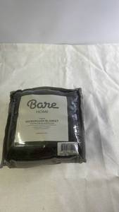 lot 73 image: Bare Home Microplush Throw Blanket Ultra-Soft Fleece