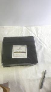 lot 74 image: Clara Clark Premier 1800 Collection Queen Sheet Set