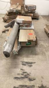 lot 116 image: Pallet of Mixed Home Improvement Items including Curtain Rods, Flooring, Shelving, Moulding, and Projector Screen