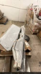 lot 117 image: Pallet Lot of Automotive Parts and Related Items