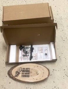 lot 143 image: Wood Slice Wall Clock with Inspirational Quote and Boxed Mounting Kits