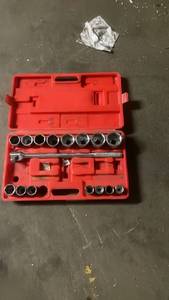 lot 170 image: Large Socket Wrench Set with Red Case