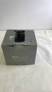 lot 178 image: DXG Luxe Collection 1080p HD Camcorder with 5x Optical Zoom and Leopard Print
