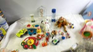 lot 214 image: Assorted Vintage and Plush Toys Collection