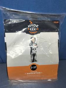 lot 6 image: Toddler Skeleton Costume
