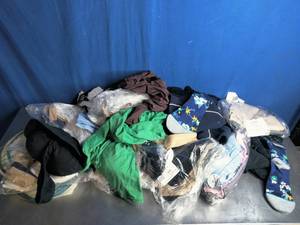 lot 16 image: Resell Lot of New Clothes