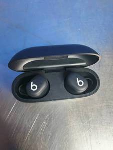 lot 65 image: Beats by Dr. Dre - Beats Studio Buds