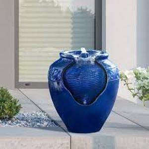 lot 93 image: Teamson Home Outdoor Glazed Pot Fountain