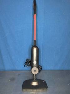 lot 27 image: Dirt Devil Steam Mop