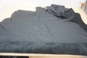 lot 22 image: Black Leather