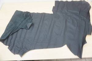 lot 27 image: Black Leather