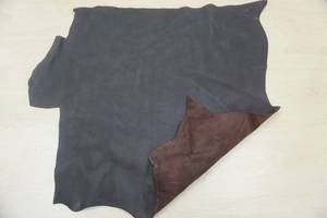 lot 31 image: Brown Leather