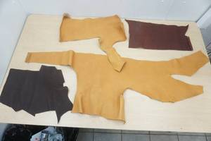 lot 46 image: Brown & Tan Leather (4 pieces)