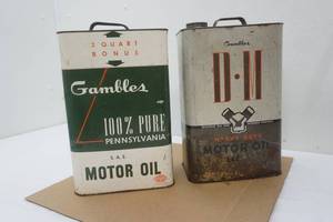 lot 109 image: Vintage Gambles Motor Oil Cans. 2gal2qts