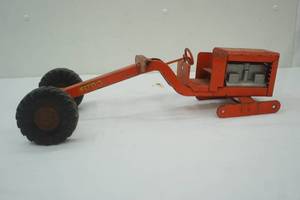 lot 124 image: Vintage Structo Road Grader Toy. 1950s