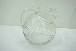 lot 134 image: Vintage Anchor Hocking Manhattan Clear Ribbed Juice Pitcher (Slant Ball Jug) 24 oz
