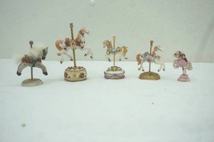 lot 143 image: Carousel Horse Figurines