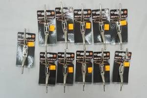 lot 207 image: 6 Rope Cleats NEW (11ct)