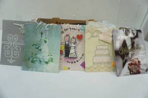lot 324 image: NEW Gift Bags-Variety of Sizes (mostly wedding)