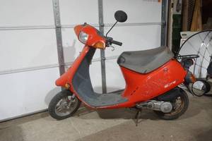lot 337 image: 1988 Honda Elite Moped