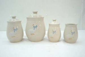 lot 345 image: 1980s Era Goose Stoneware Canister Set (missing 1 lid)