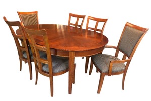 lot 3R image: DR - Stanley Furniture Dining Table with 6 Chairs