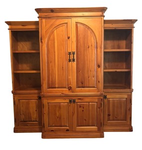 lot 20R image: LL - Large Pine Wood Entertainment Cabinet with Shelves