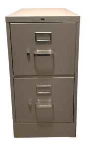 lot 124R image: LL - HON 2-Drawer File Cabinet