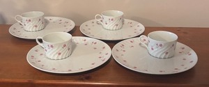 lot 147R image: LL - Set of 4 Vintage Fine Seyei China Dainty Rose Snack Plates with Cups