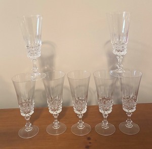 lot 148R image: LL - Set of WM Dalton Crystal Stemware