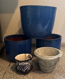 lot 198R image: G - Collection of Decorative Planter Pots