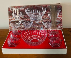 lot 55C image: LL - Cristal dArques Villandry 7-Piece Crystal Bowl Set with Box