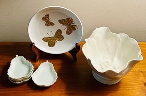 lot 83C image: LL - Ceramic Tableware Lot with Italian Butterfly Plate, Fluted Bowl, and Set of 5 Pear Shaped Dishes