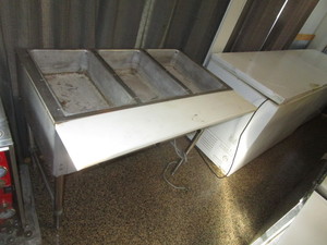 lot 2 image: Duke Aerohot Prep Table 45x30x36