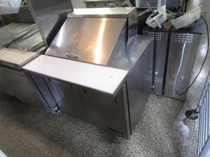 lot 8 image: True Refrigerated Salad BarPrep Table Extension 36x34x44