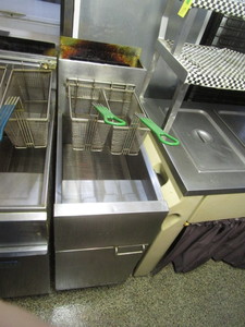 lot 11 image: Dean Gas Deep Fryer 16x29x45